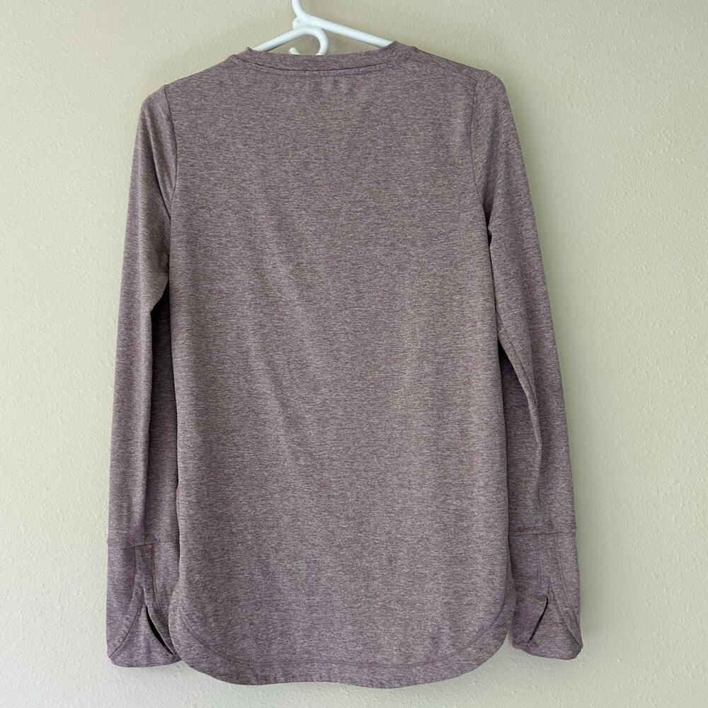 Athleta Uptempo long sleeve thumb holes crewneck soft running athletic Shirt XS - Picture 5 of 9